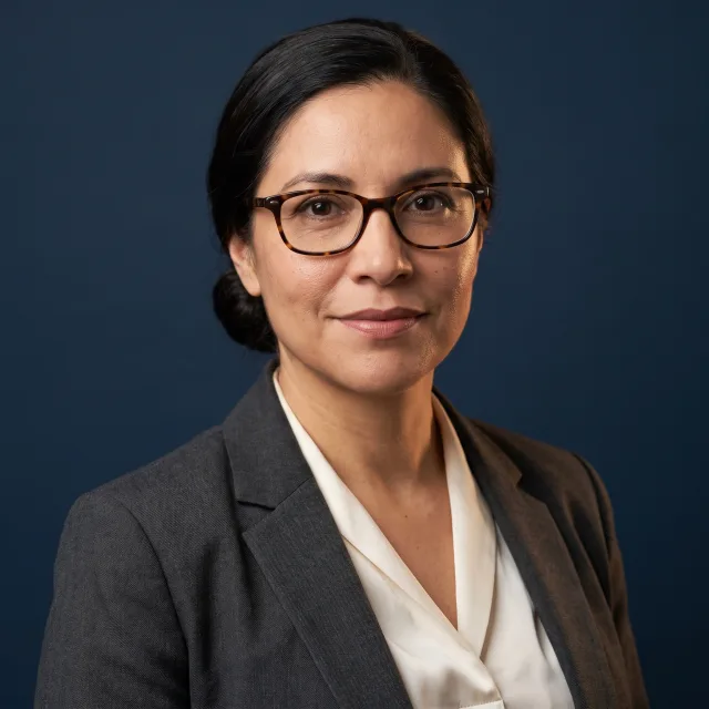 Rosa, Contract counsel